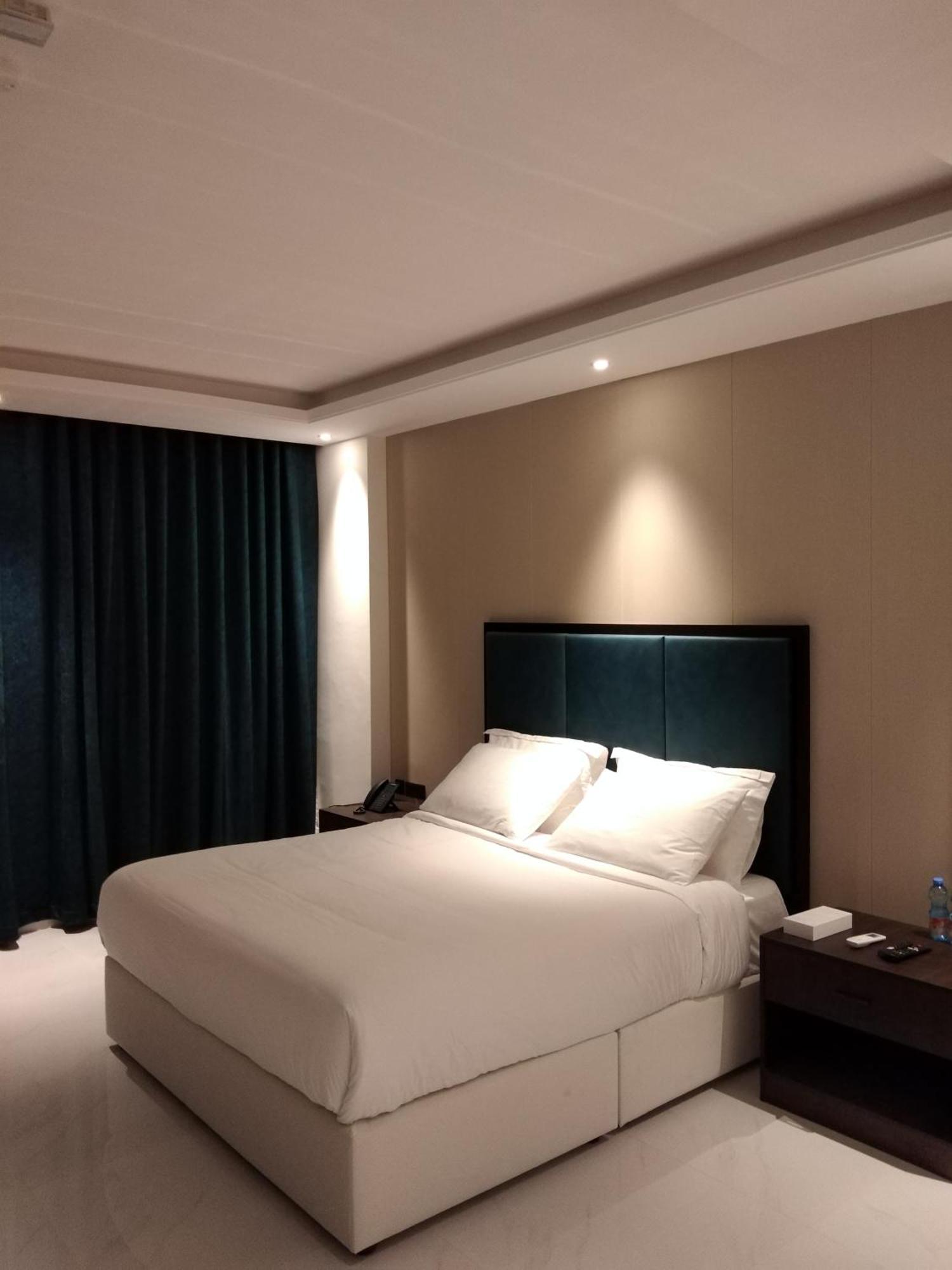 דוקם Nebula Hotel מראה חיצוני תמונה