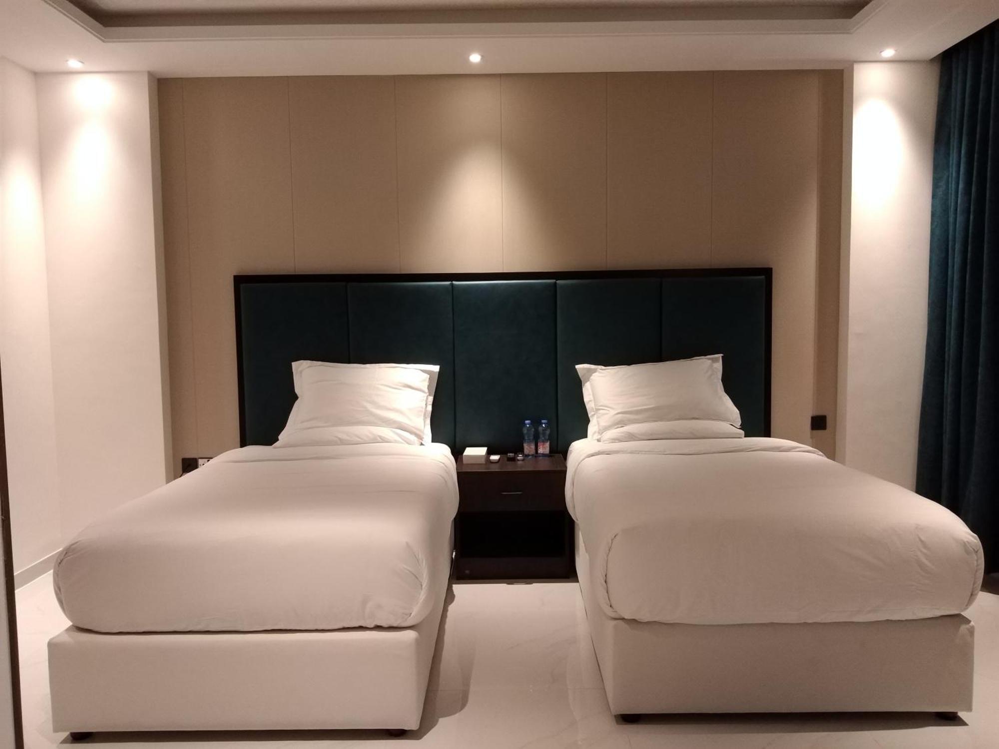 דוקם Nebula Hotel מראה חיצוני תמונה