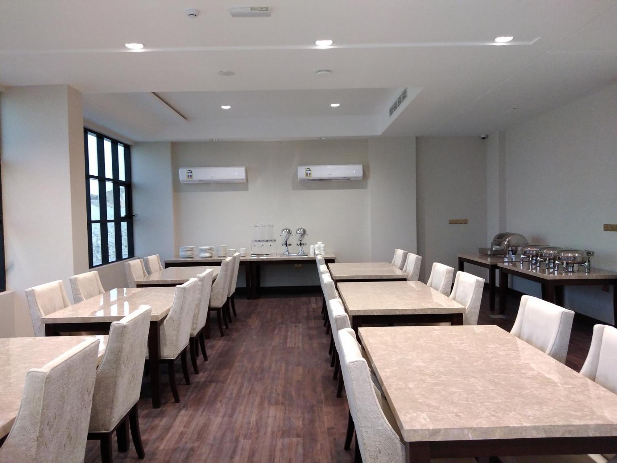 דוקם Nebula Hotel מראה חיצוני תמונה